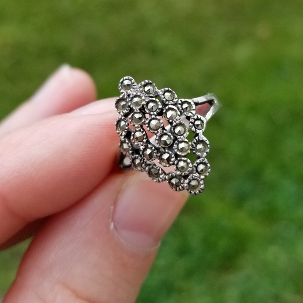 Marcasite ring - Picture 2 of 4